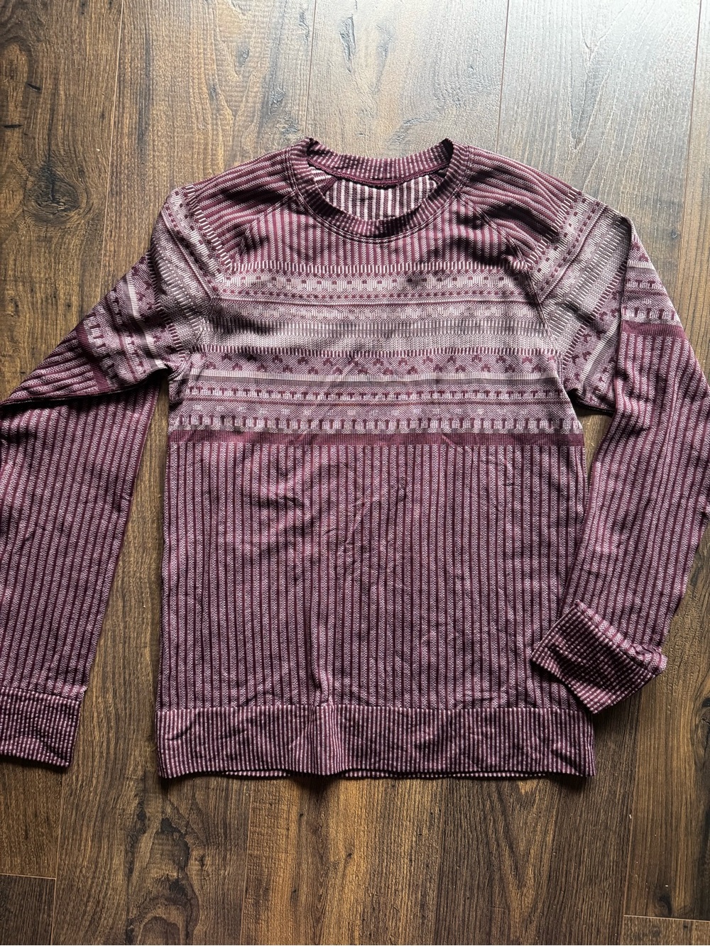 lululemon athletica Long Sleeve Crew - Burgundy